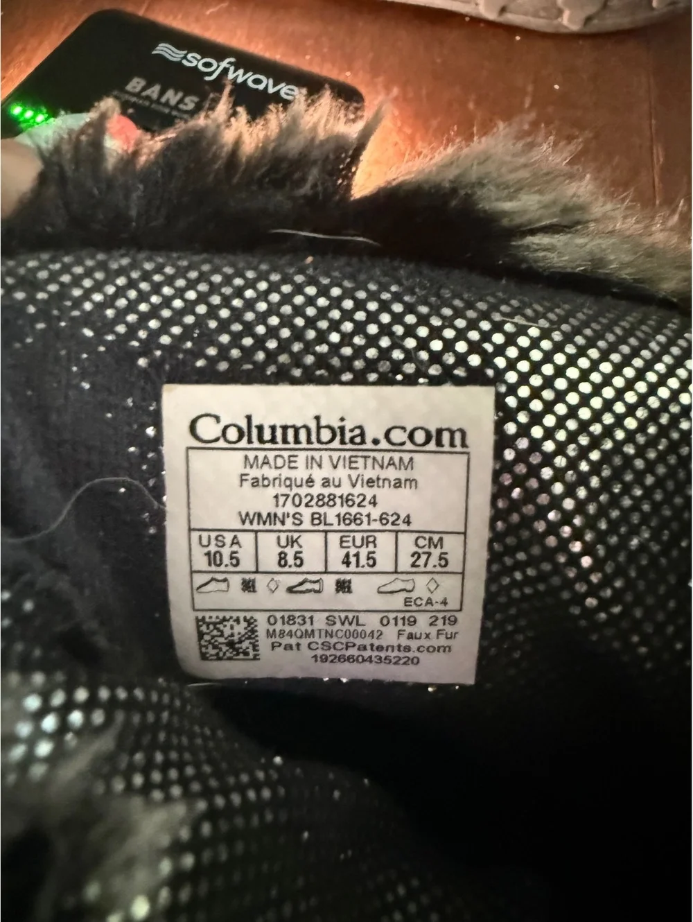 Columbia Heavenly Omni-Heat Women’s Waterproof Snow Boots Burgundy Fur 10.5